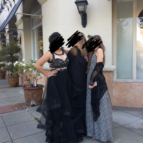 Black Prom Dress - Picture 4 of 4